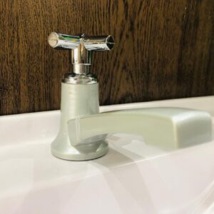 Torneira Lavatório Fixa Duna Prata | GlobalPlastic