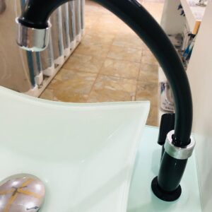 Torneira Cozinha Mesa Giratória Mônaco Preta | GlobalPlastic - Imagem 5