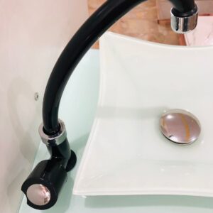 Torneira Cozinha Mesa Giratória Mônaco Preta | GlobalPlastic - Imagem 3